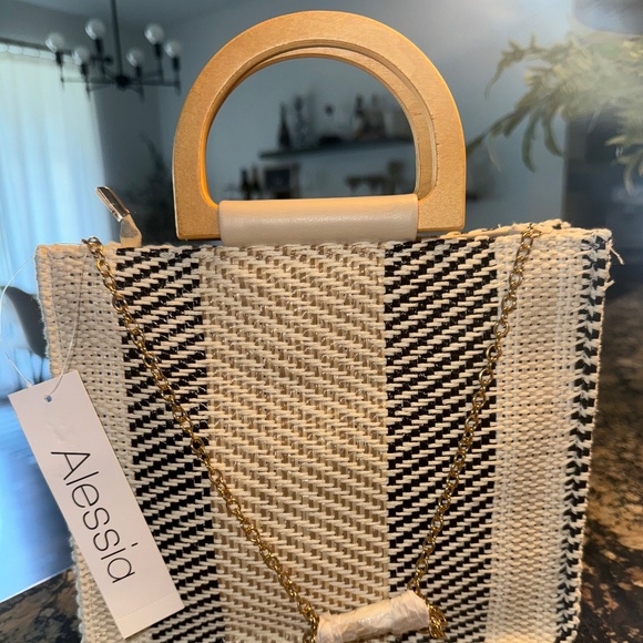 Alessia purse - Picture 1 of 5